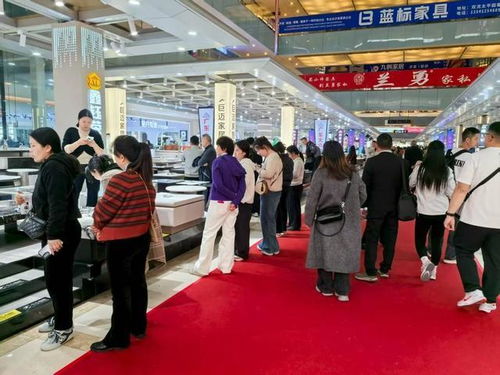30萬(wàn)人次到場(chǎng) 成都雙流空港商貿(mào)區(qū)新春首場(chǎng)訂貨會(huì)火熱開(kāi)幕